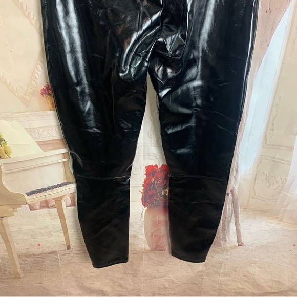 NEW SPANX Faux Patent Leather Leggings - Picture 8 of 10